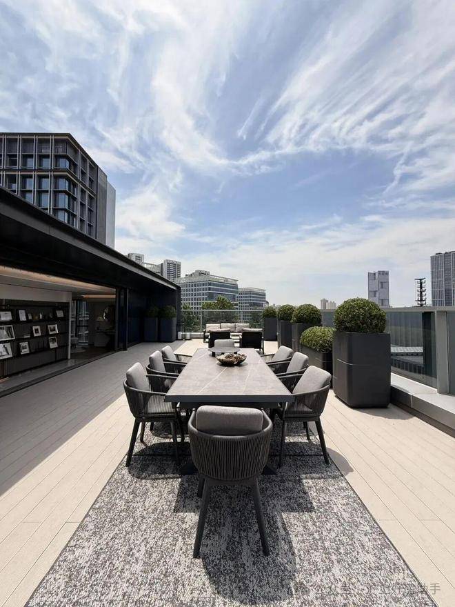 上海浦东楼盘百科→首页网站→楼盘百科→首页网站→处24小时热线电话尊龙凯时新版APP保利世博天悦售楼处电话→保利世博天悦售楼中心电线(图27)